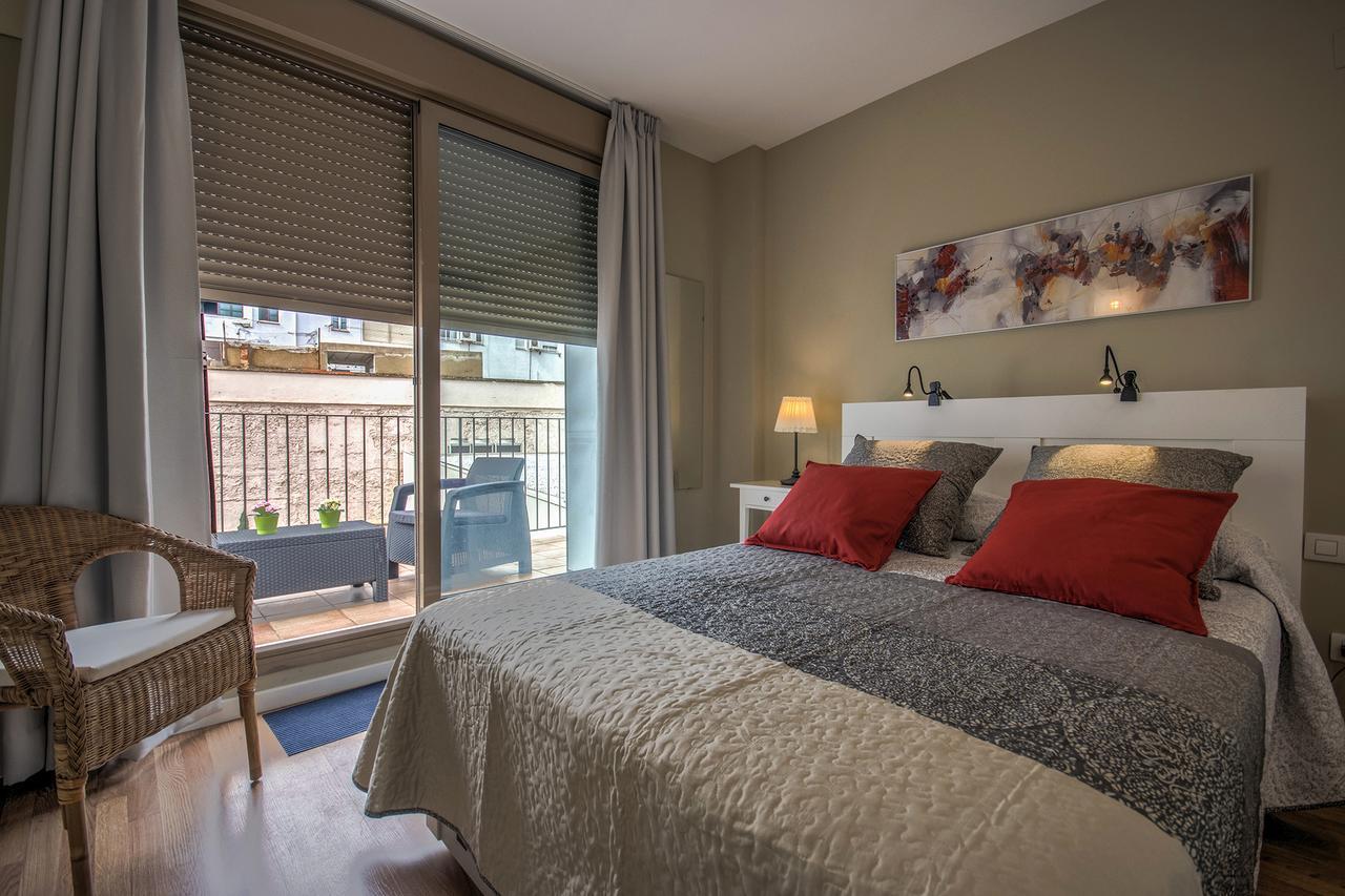 Beds & Breaks Nyman Valencia Exterior photo